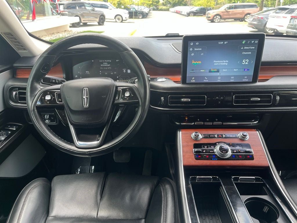 Used 2023 Lincoln Aviator Reserve w/ Equipment Group 201A AWD/4WD image 15