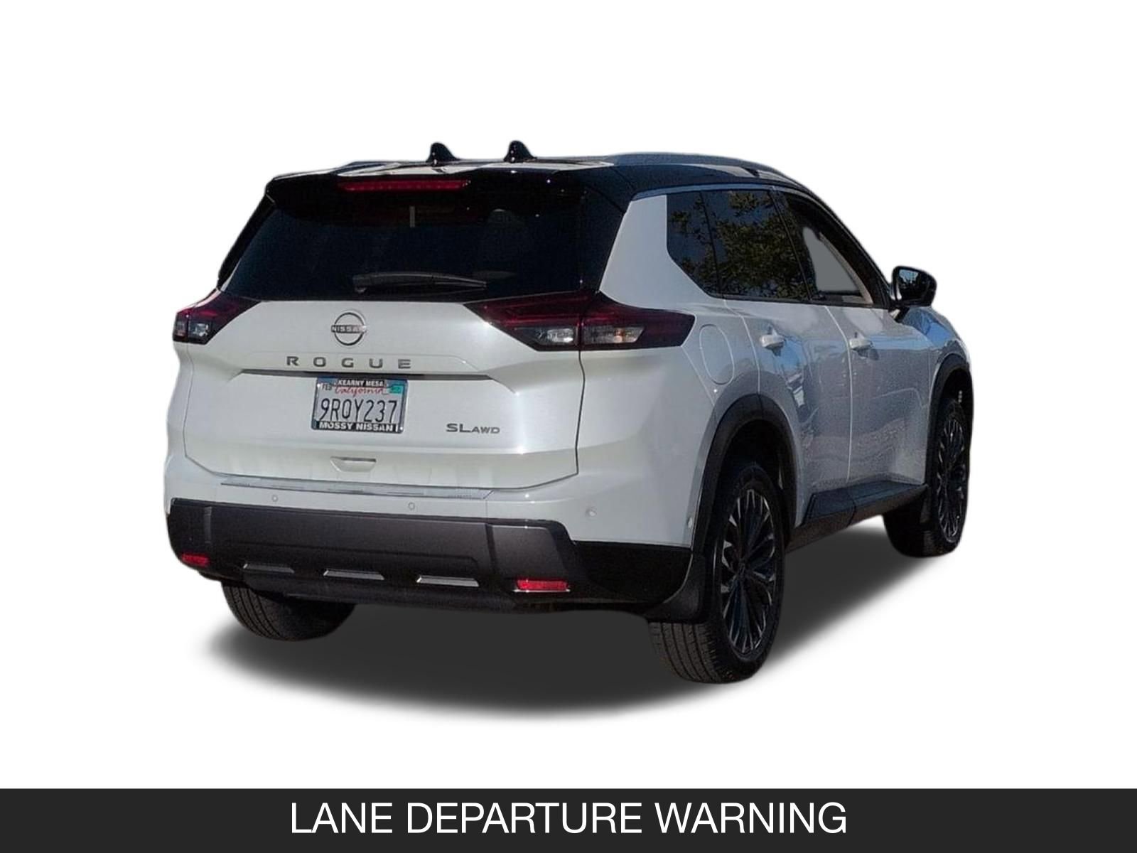 Certified 2025 Nissan Rogue SL w/ Tech Package image 9