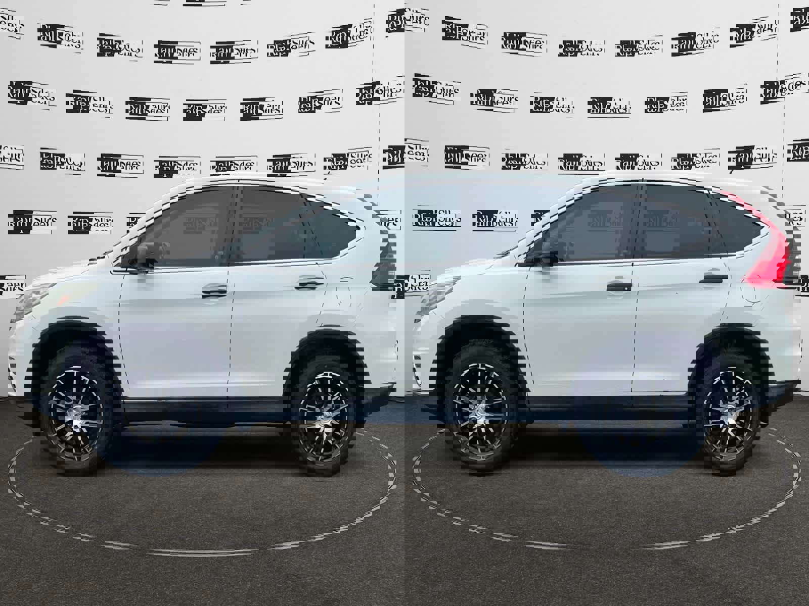 Used 2015 Honda CR-V LX image 2