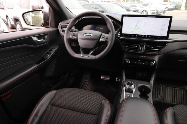 Used 2023 Ford Escape ST-Line w/ Tech Pack #1 FWD image 22