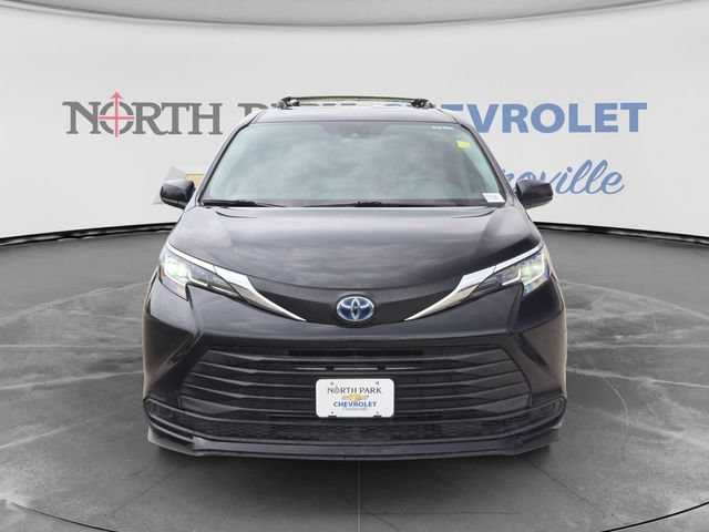 Used 2022 Toyota Sienna LE FWD image 8