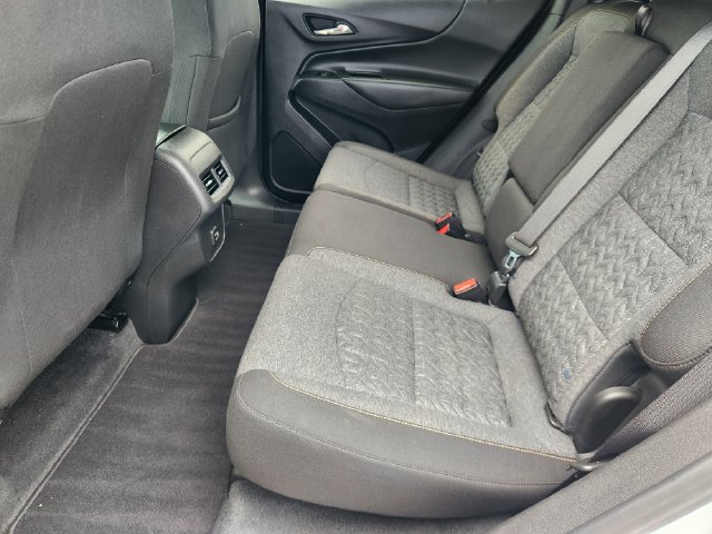 Used 2024 Chevrolet Equinox LT AWD/4WD image 30