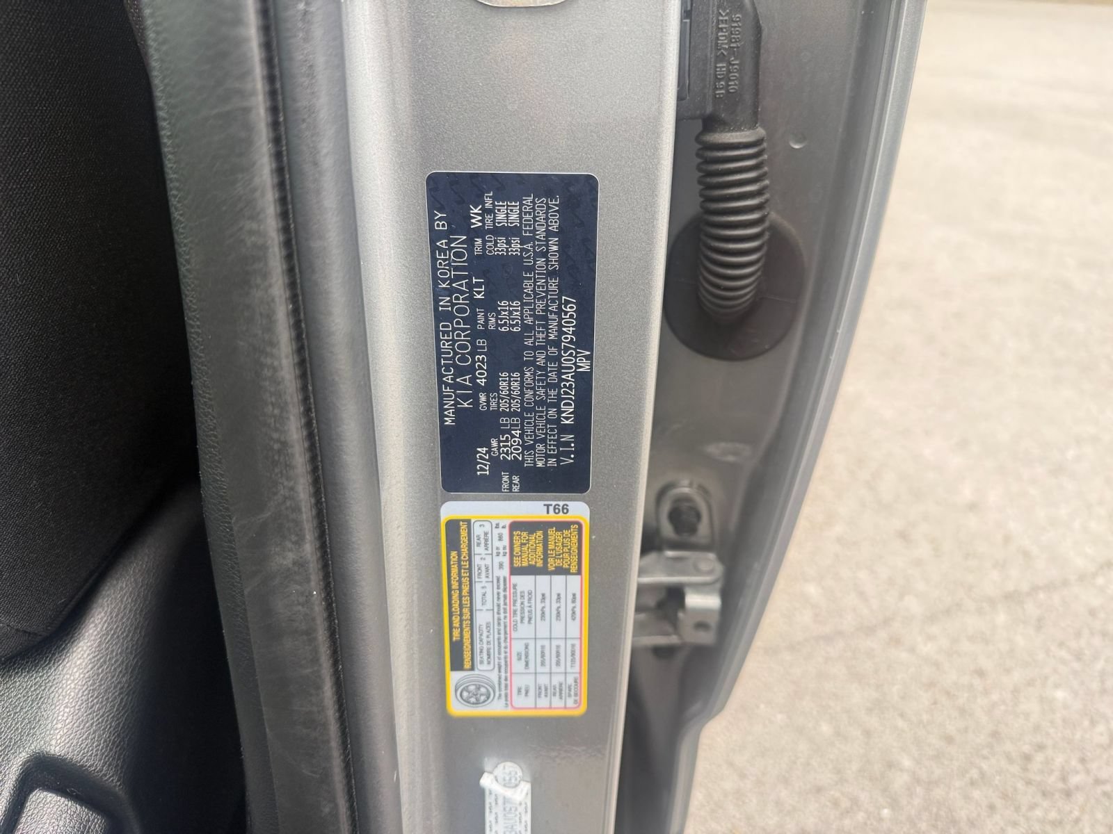 Used 2025 Kia Soul LX w/ LX Technology Package FWD image 27