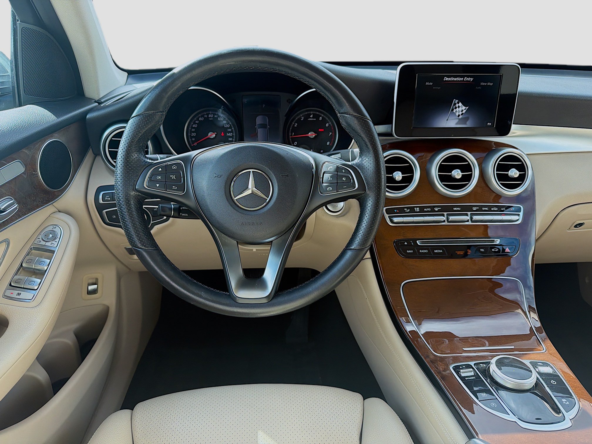 Used 2019 Mercedes-Benz GLC 300 image 18