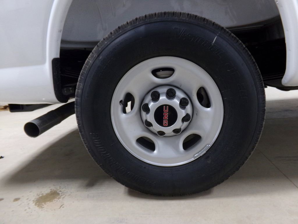 New 2025 GMC Savana 2500 w/ Driver Convenience Package image 23