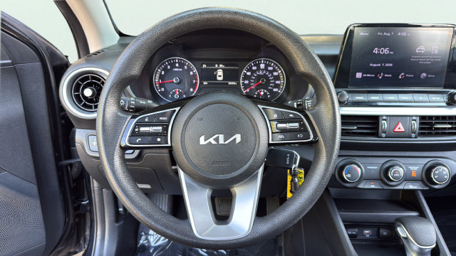 Used 2024 Kia Forte LXS FWD image 16