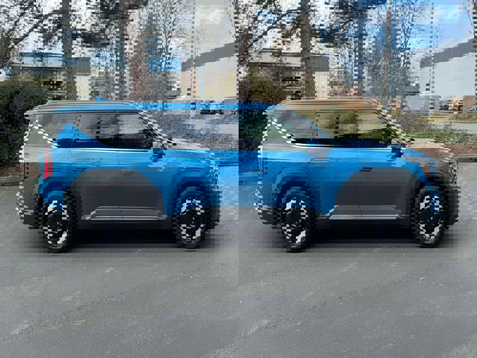 Used 2024 Kia EV9 Wind image 4