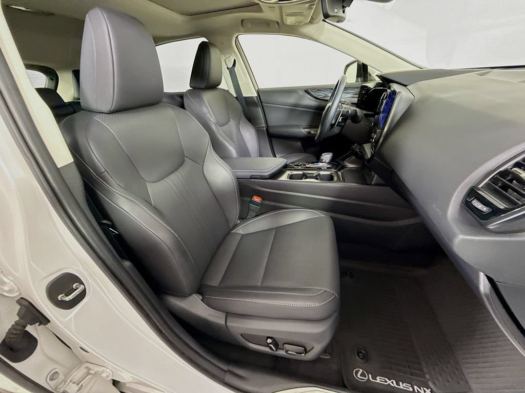 Certified 2024 Lexus NX 250 FWD w/ Towing Package (2000 Lbs) image 29