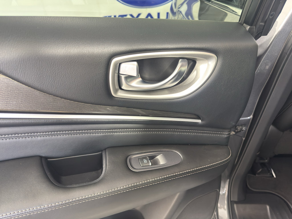 Used 2019 INFINITI QX60 Pure FWD image 32