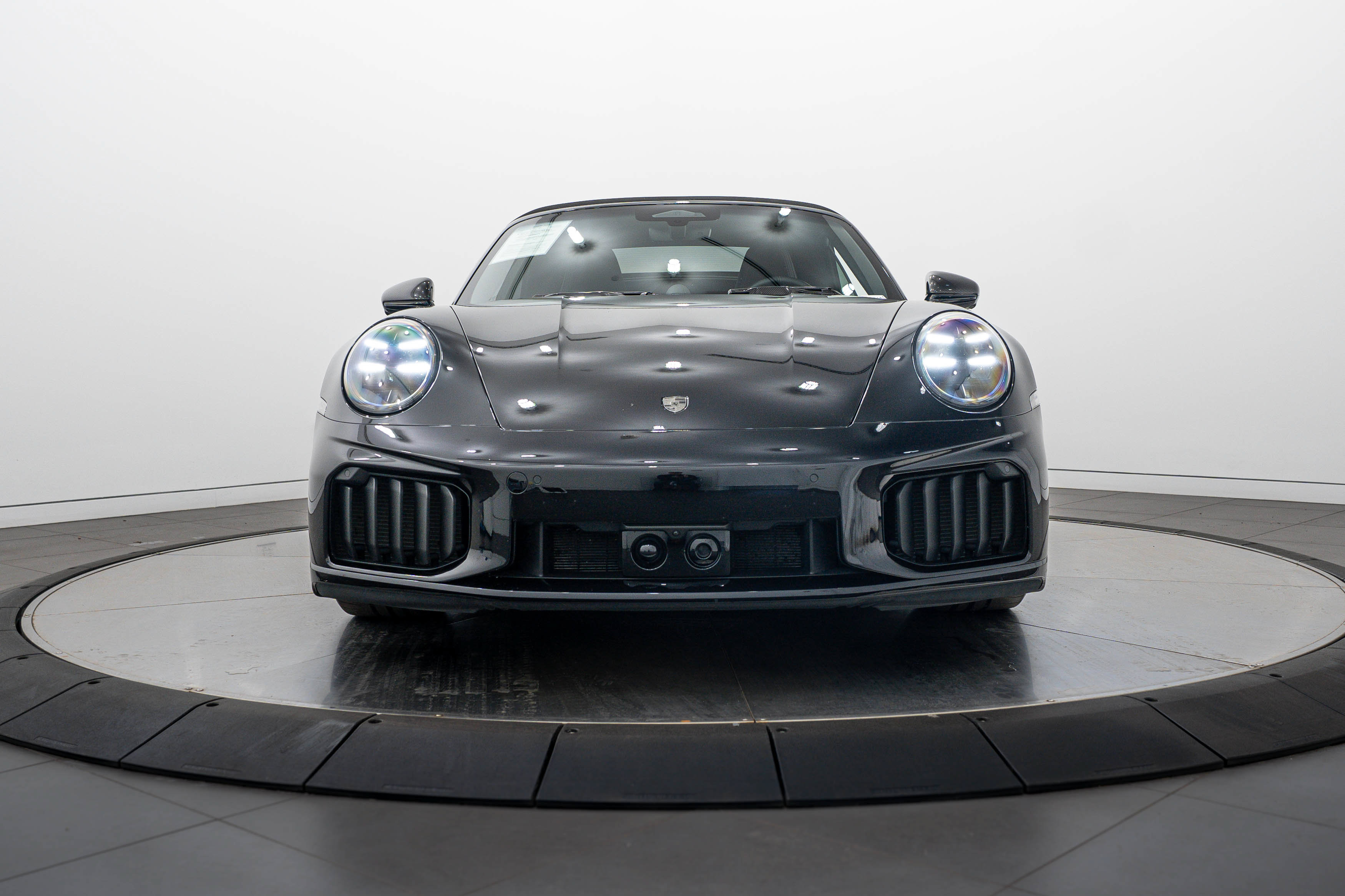 Certified 2026 Porsche 911 Turbo S AWD/4WD image 33