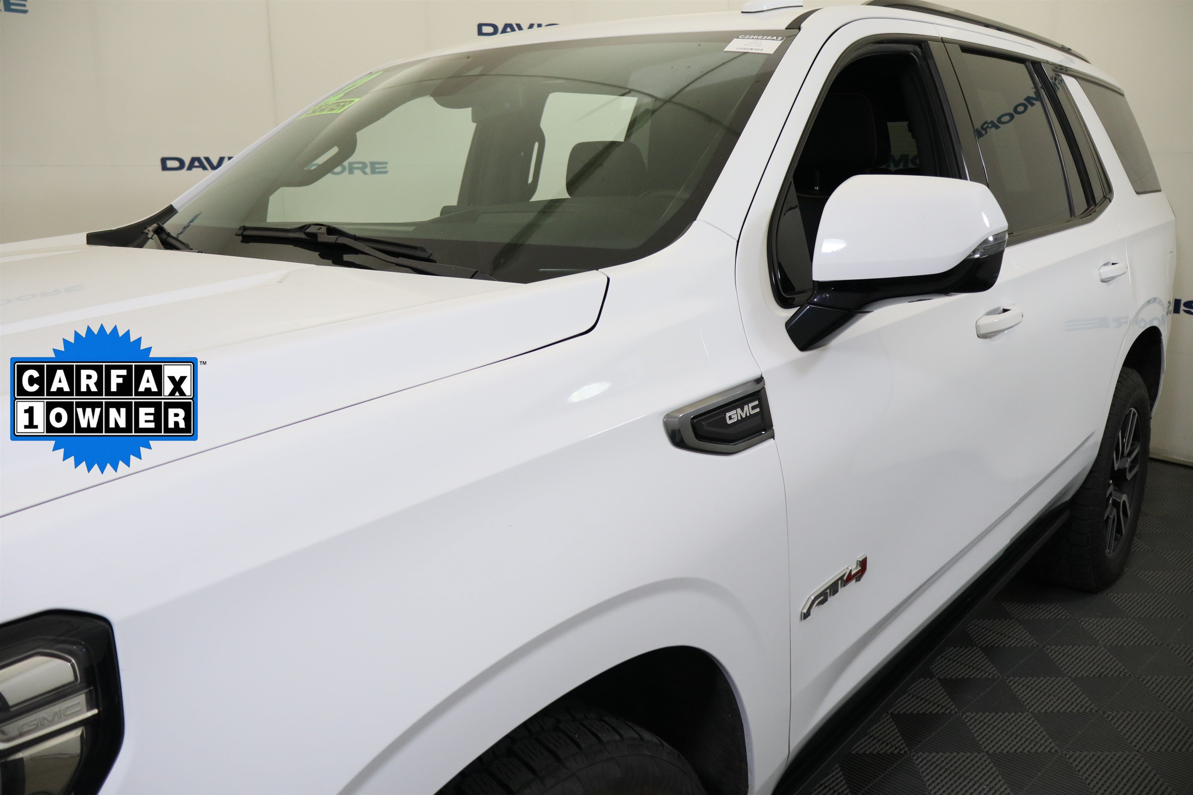 Certified 2022 GMC Yukon AT4 w/ Technology Package AWD/4WD image 13