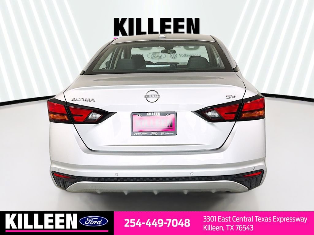Used 2024 Nissan Altima 2.5 SV FWD image 7