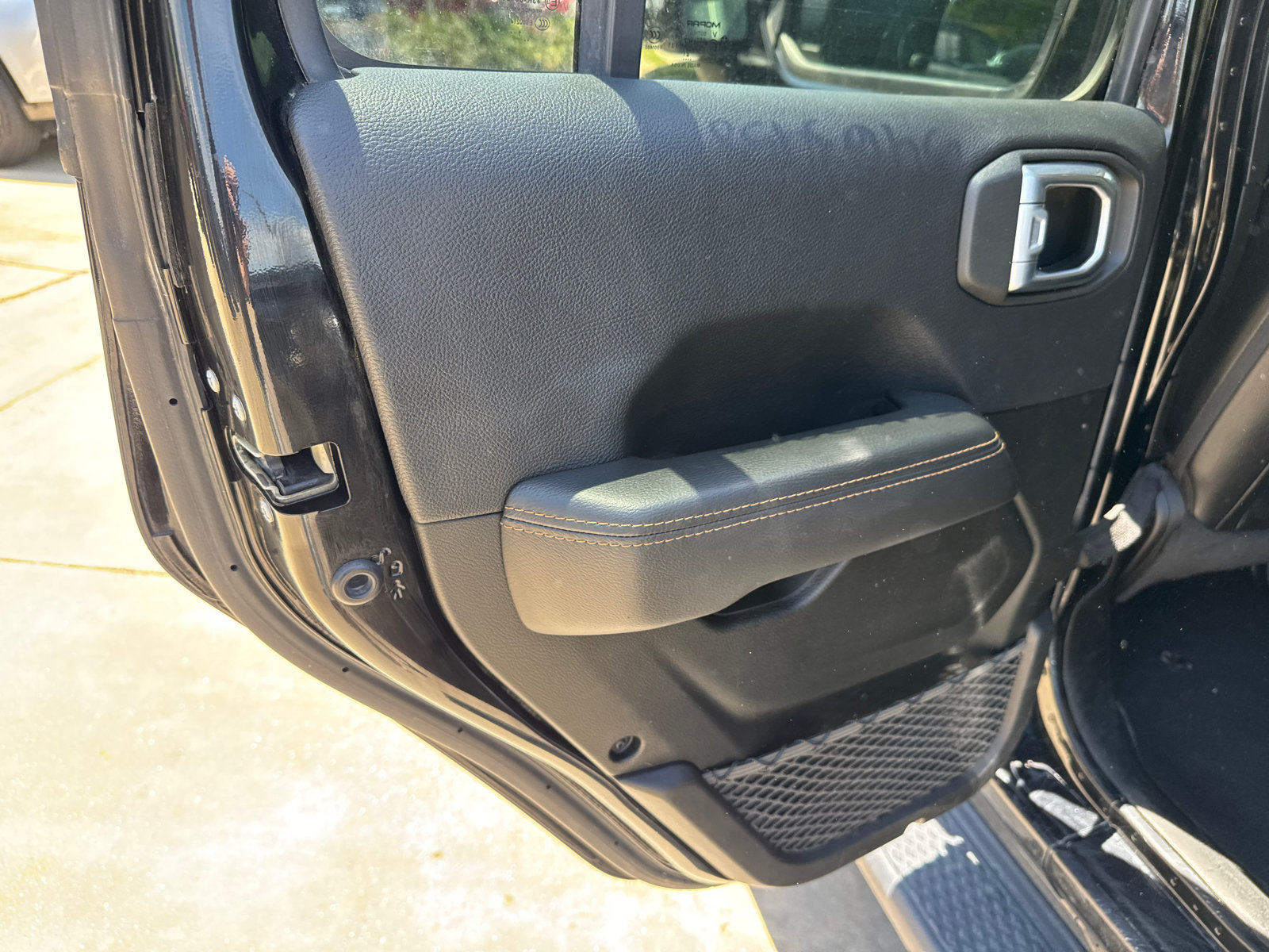 Certified 2022 Jeep Gladiator Overland AWD/4WD image 22