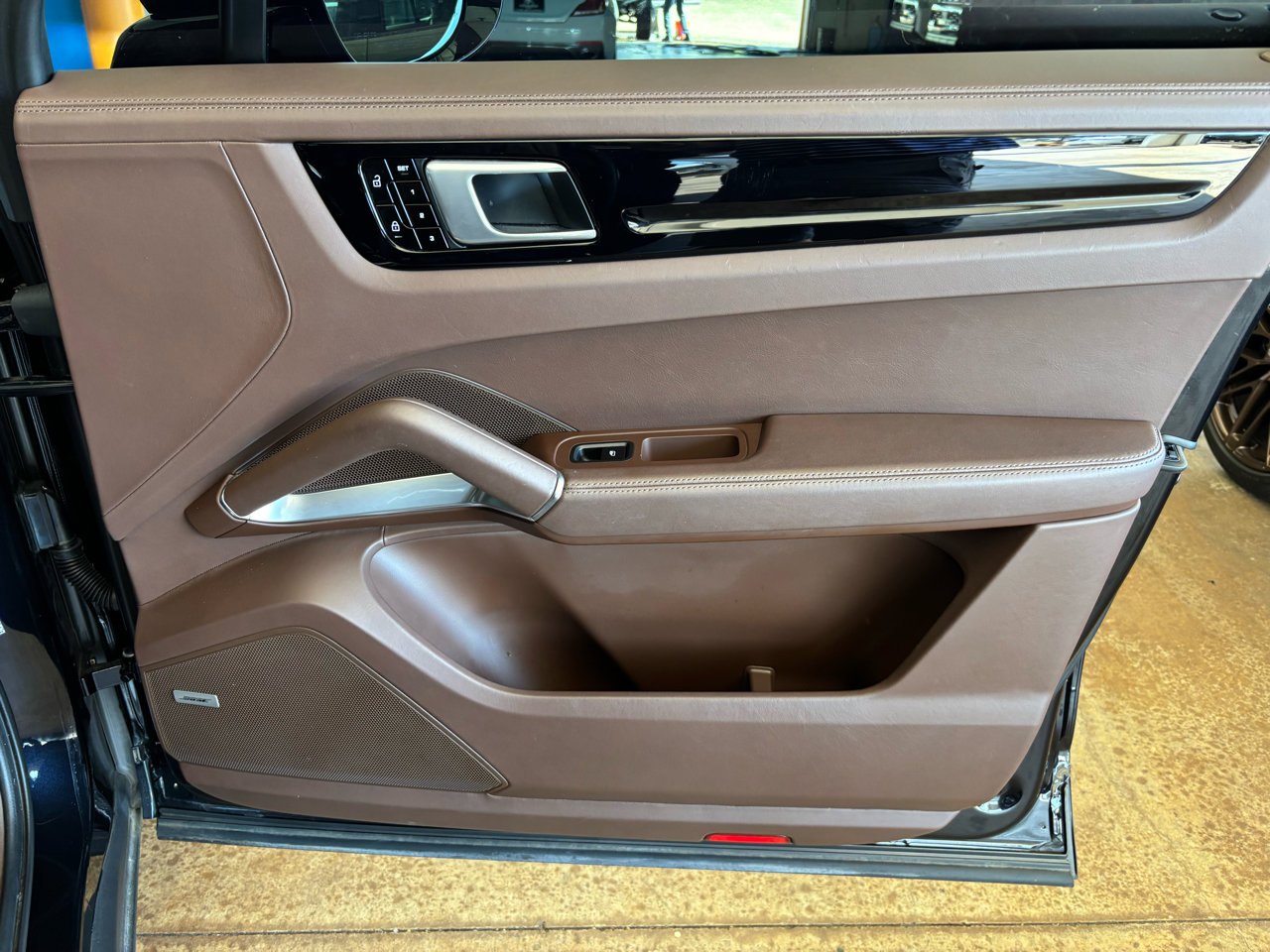 Used 2021 Porsche Cayenne Turbo S image 29