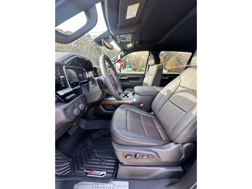 New 2026 Chevrolet Silverado 2500 High Country w/ Technology Package image 14