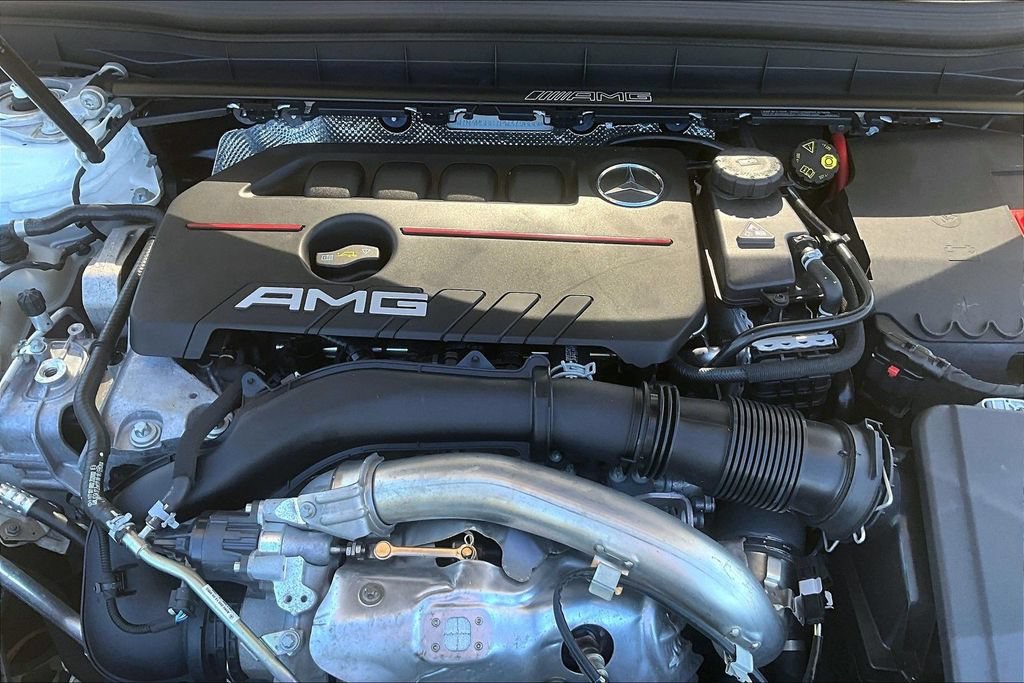 Used 2023 Mercedes-Benz GLB 35 AMG 4MATIC image 31