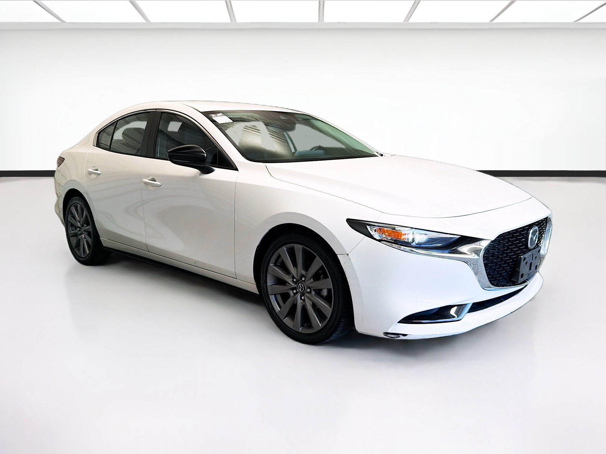 Used 2019 MAZDA MAZDA3 Sedan FWD image 3