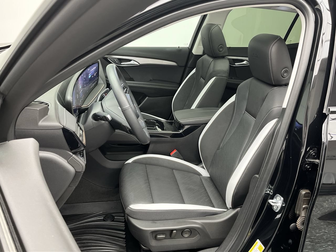 Used 2026 Buick Envision Sport Touring AWD/4WD image 10