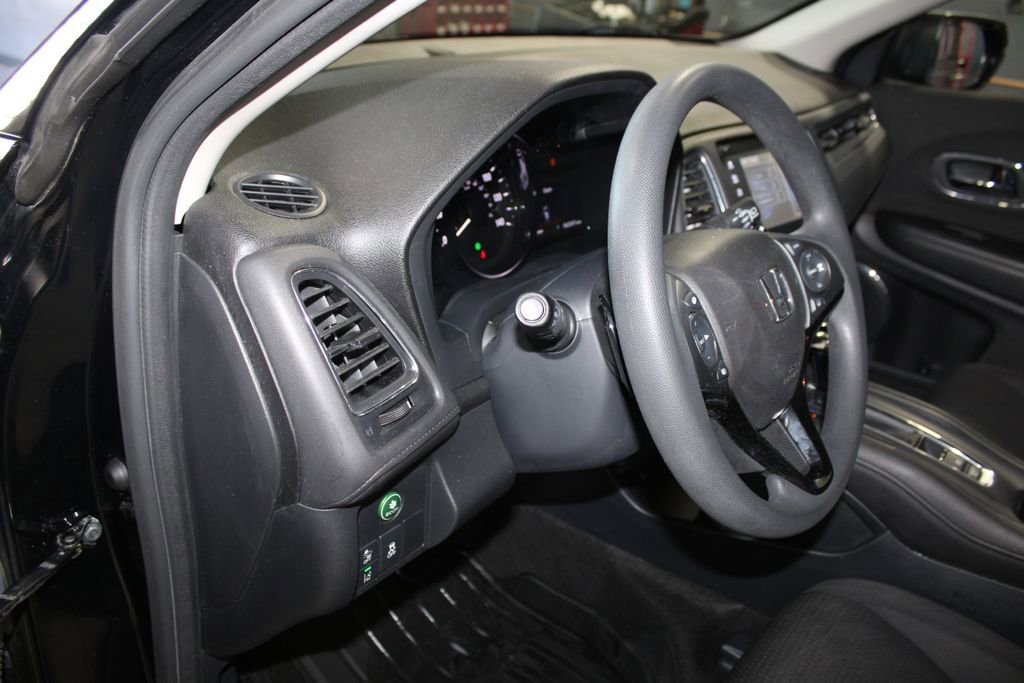 Used 2020 Honda HR-V EX image 12