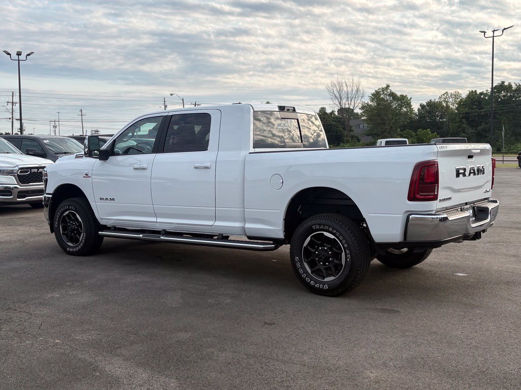 Used 2025 RAM 2500 Laramie AWD/4WD image 5
