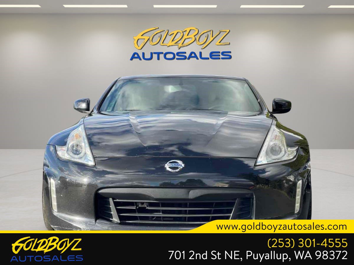 Used 2017 Nissan 370Z Coupe RWD image 9