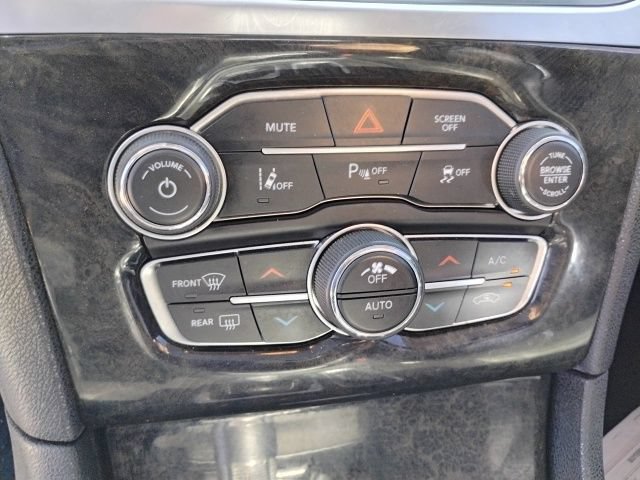Used 2019 Chrysler 300 Limited w/ Safetytec Plus Group RWD image 24