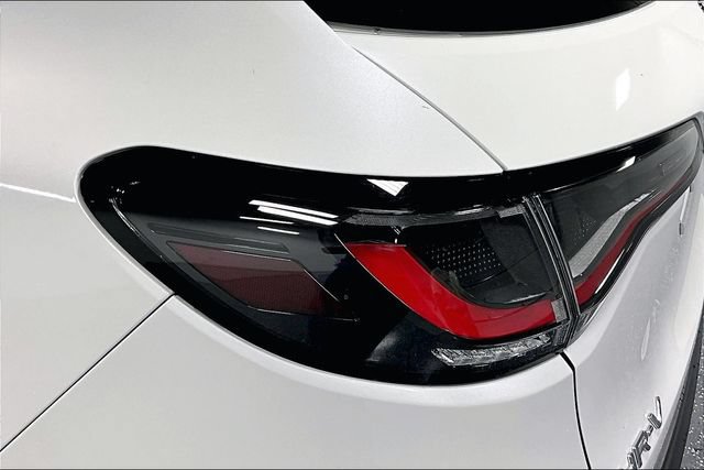 Used 2024 Honda HR-V LX image 21