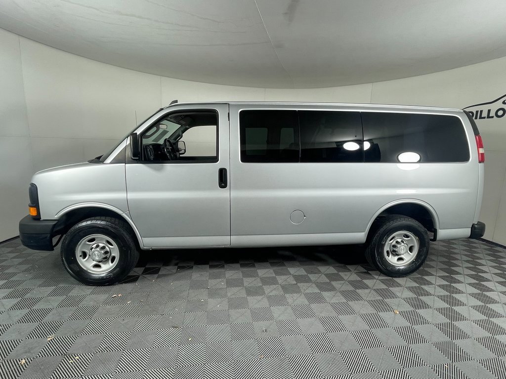 Used 2016 Chevrolet Express 2500 LS image 3