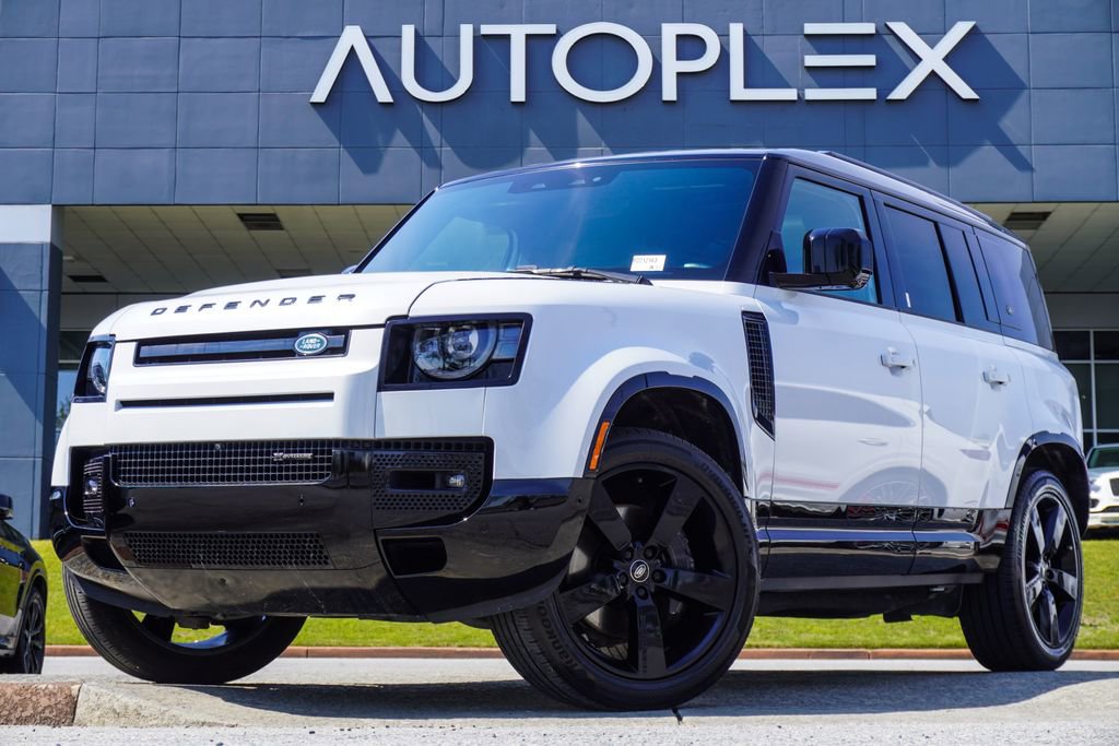 Used 2023 Land Rover Defender 110 X-Dynamic SE AWD/4WD image 1