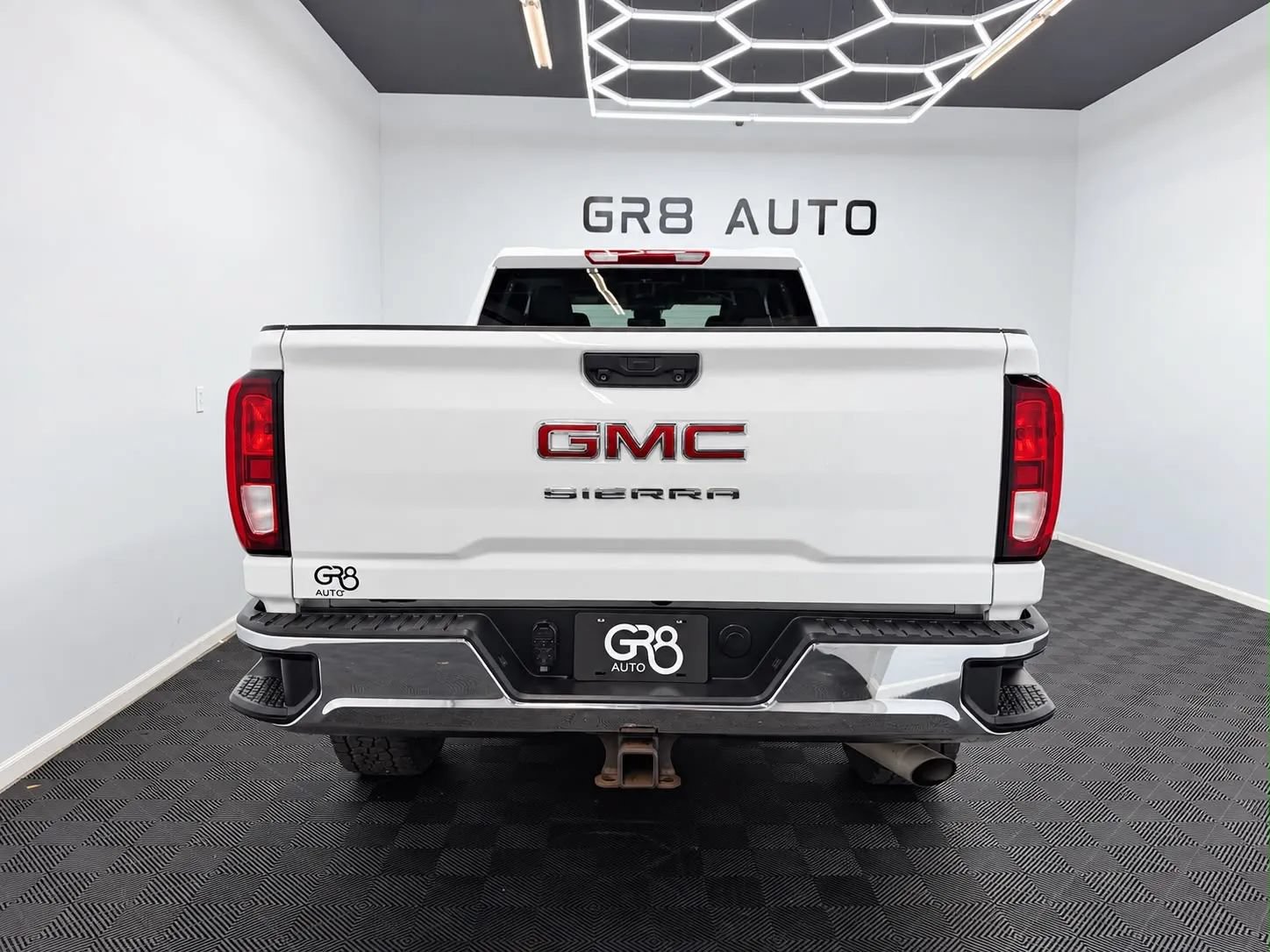 Used 2024 GMC Sierra 2500 Pro AWD/4WD image 6