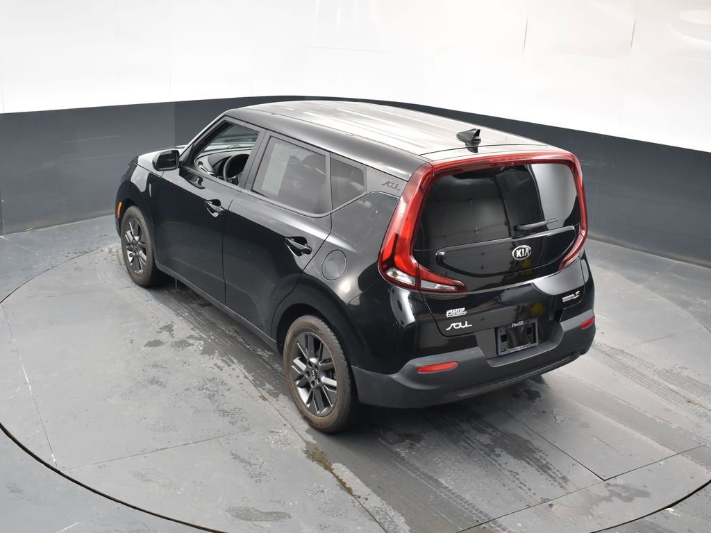 Used 2021 Kia Soul S image 32