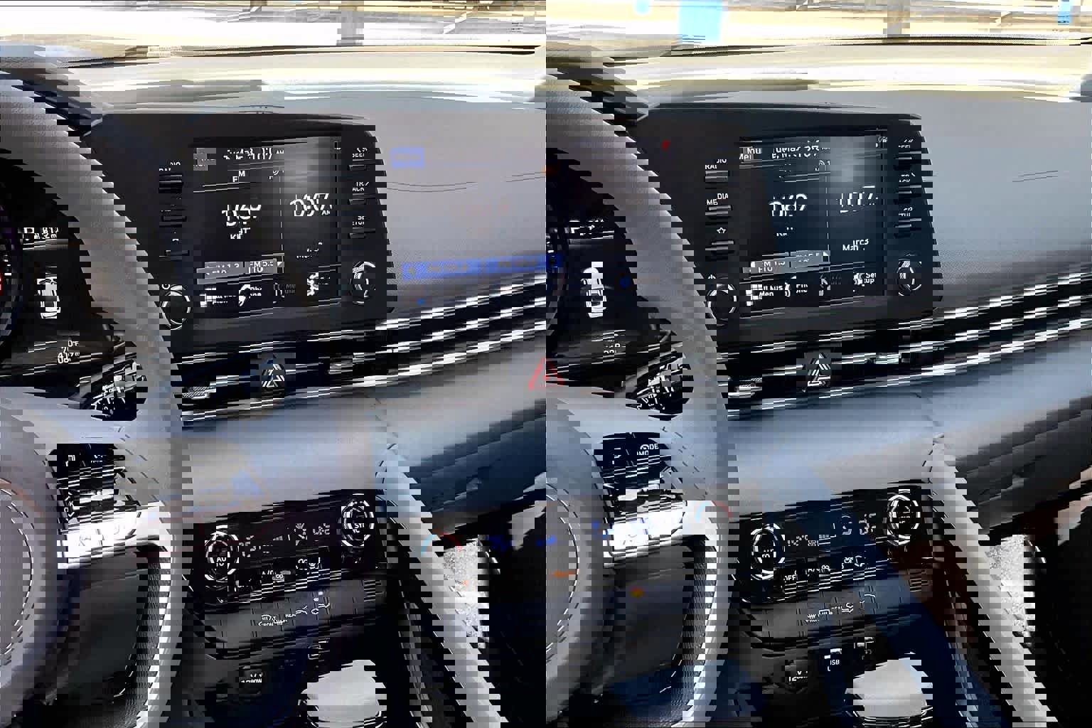 Used 2023 Hyundai Elantra SEL w/ Preferred Accessory Package image 7