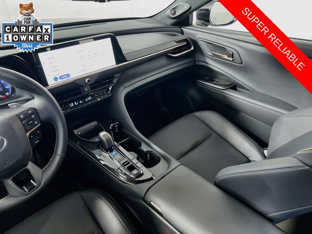 Used 2025 Toyota Crown Signia w/ Advanced Technology Package AWD/4WD image 23