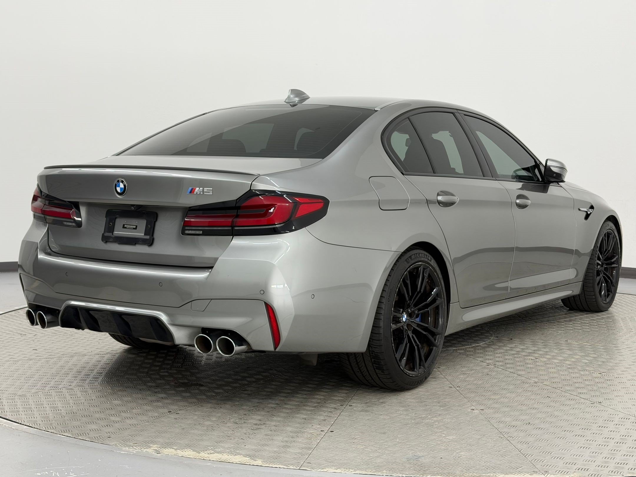 Used 2021 BMW M5 w/ Executive Package AWD/4WD image 9