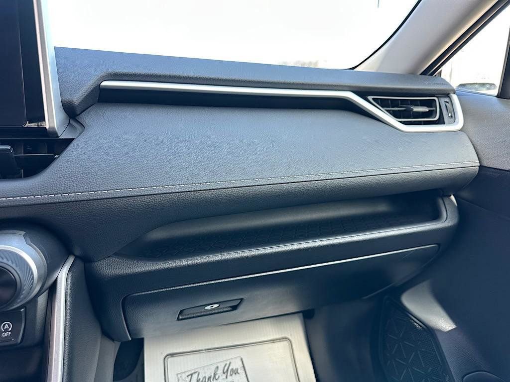 Certified 2023 Toyota RAV4 LE image 28