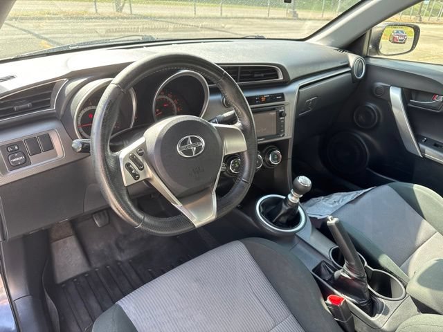 Used 2014 Scion tC FWD image 13