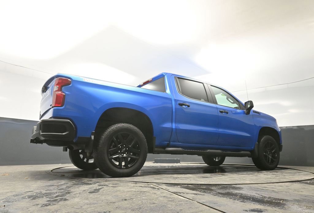 Used 2025 Chevrolet Silverado 1500 LT Trail Boss w/ LPO, Dark Essentials Package image 48