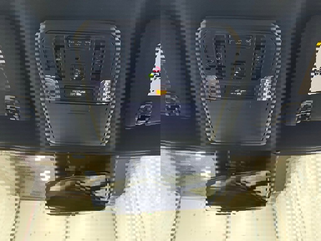 Used 2025 Toyota Sequoia Limited image 41