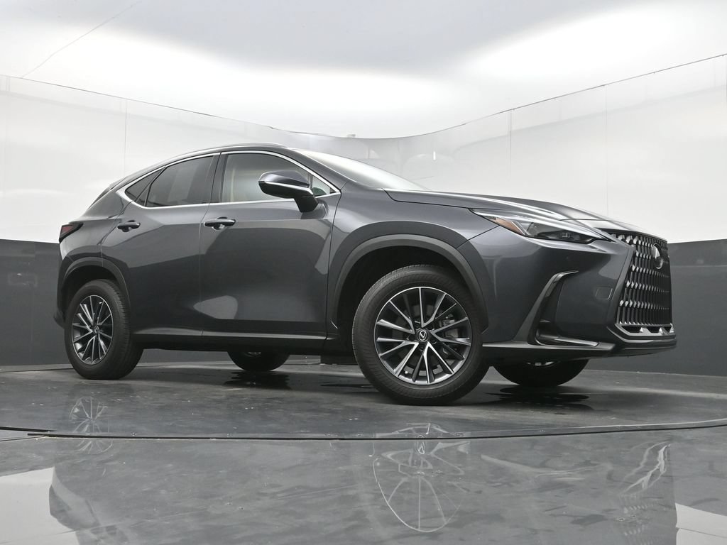 Used 2025 Lexus NX 250 FWD w/ Accessory Package (Z2) image 26