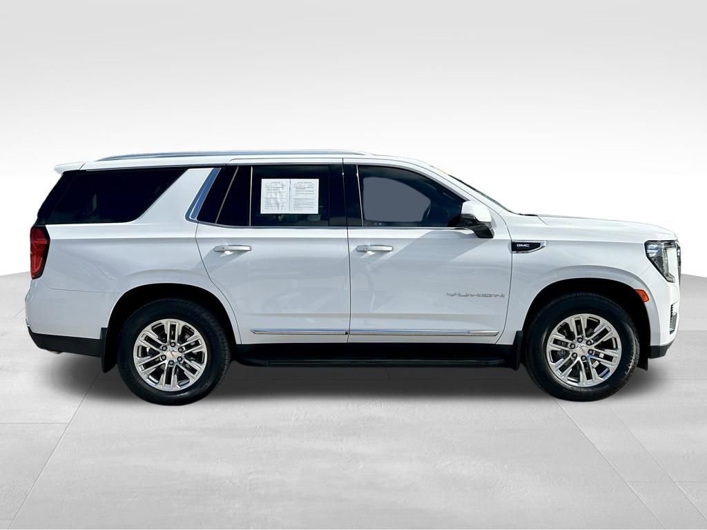 Used 2022 GMC Yukon SLT w/ SLT Luxury Package AWD/4WD image 4