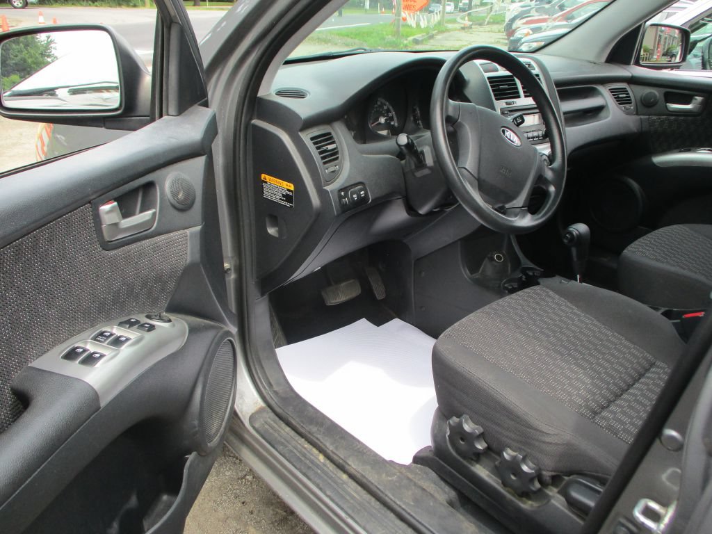 Used 2008 Kia Sportage LX AWD/4WD image 9