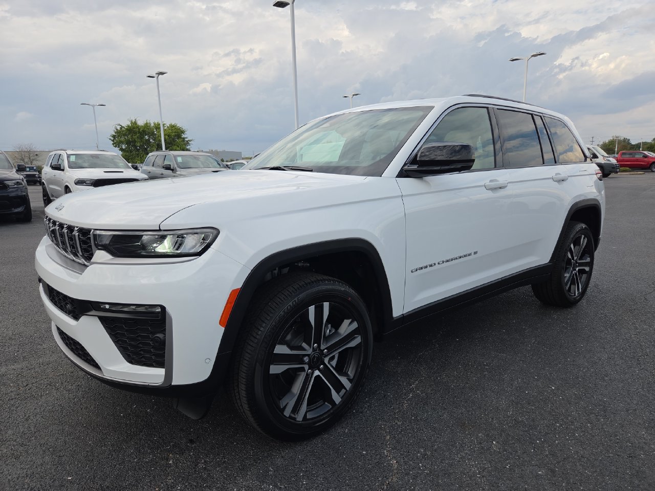 New 2027 Jeep Grand Cherokee Limited AWD/4WD image 26