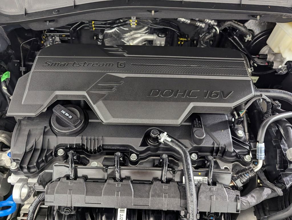 Certified 2026 Hyundai Kona SE image 12