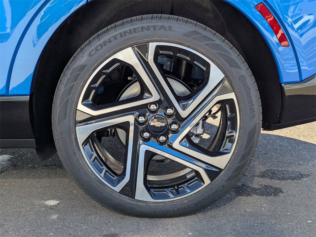 New 2026 Chevrolet Equinox EV LT image 51