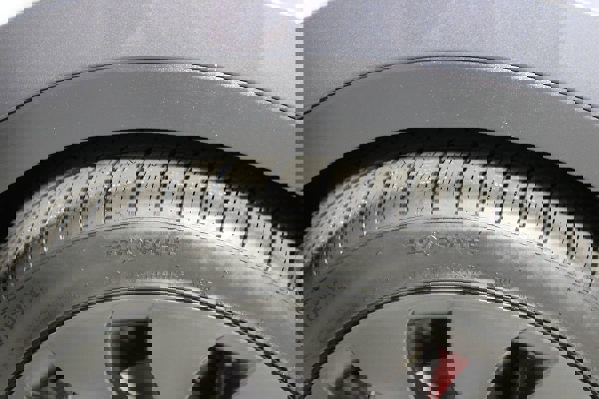 Used 2022 Tesla Model Y Performance image 39