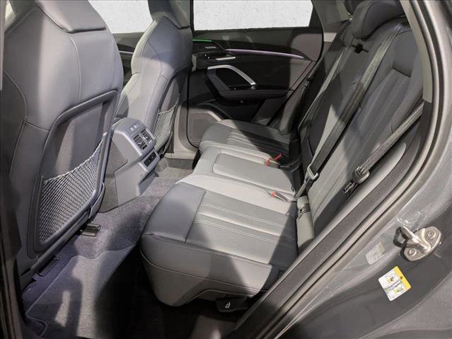 New 2025 Audi Q5 Premium Plus image 18