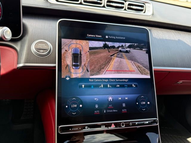 Used 2022 Mercedes-Benz S 580 4MATIC Sedan w/ AMG Line Package image 19