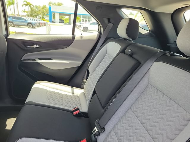 Used 2023 Chevrolet Equinox LS AWD/4WD image 10