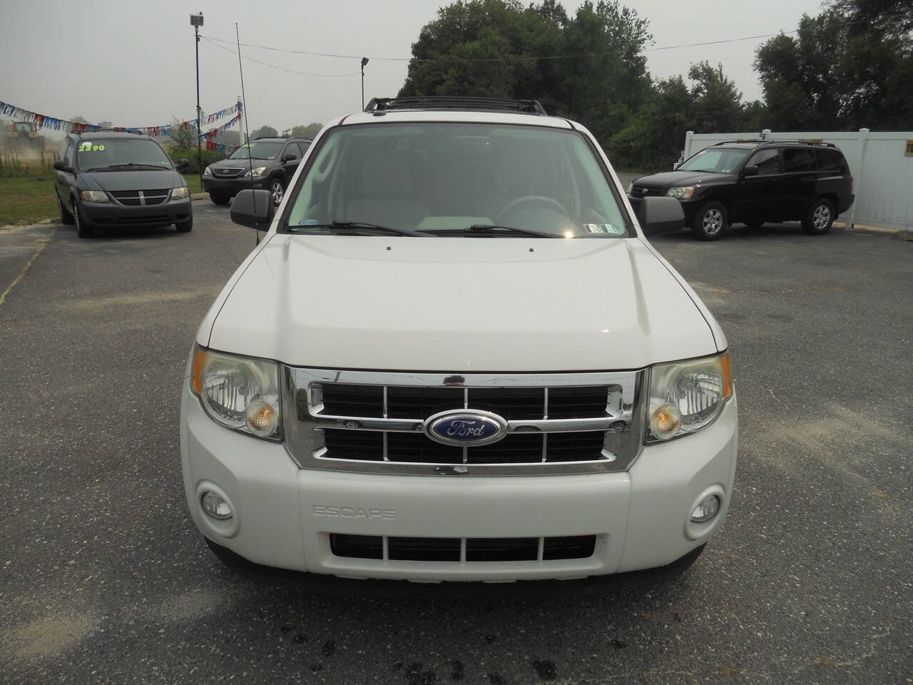 Used 2011 Ford Escape XLT w/ 203A Rapid Spec Order Code FWD image 4