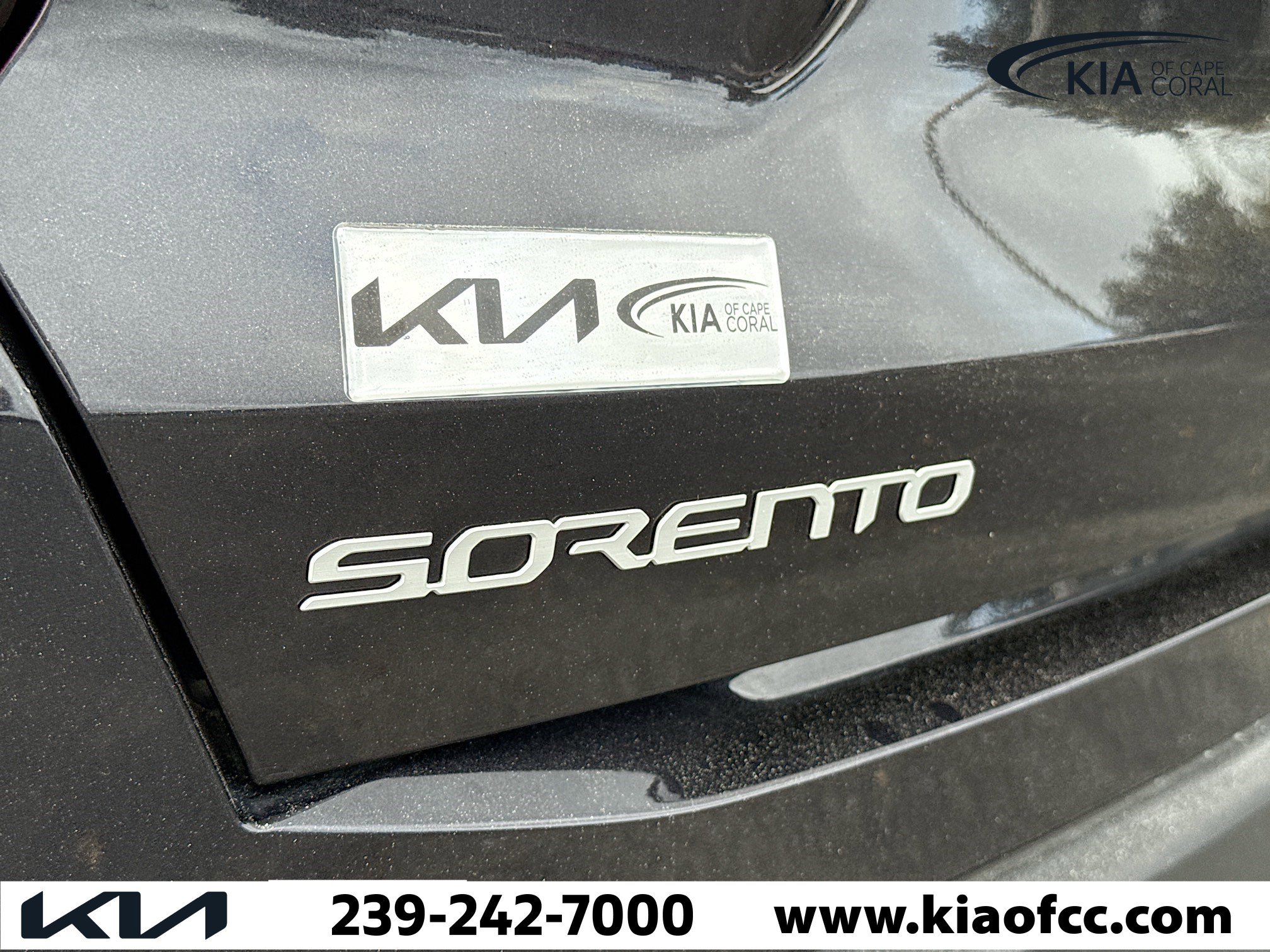 Certified 2025 Kia Sorento S image 11